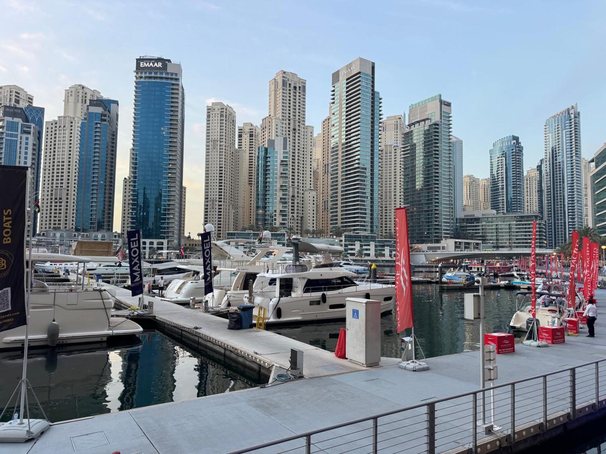 Marina Beachview - Tie Apartment Dubai