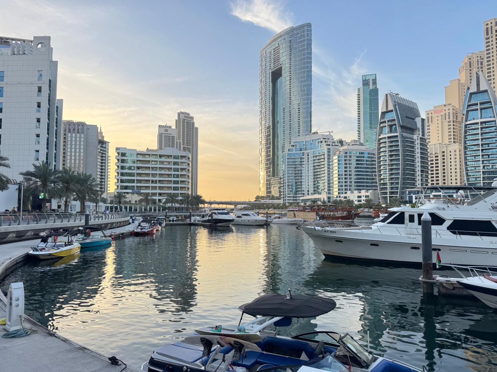 Marina Beachview - Tie Dubai