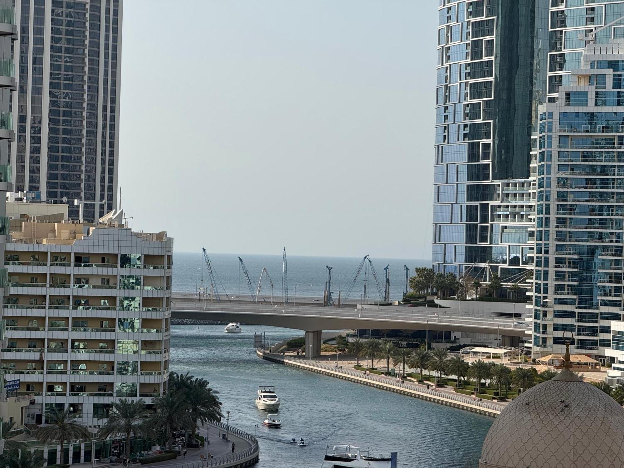 Marina Beachview - Tie Apartment Dubai